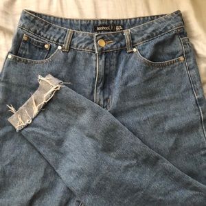 Petite Straight Leg Frayed Hem Jeans